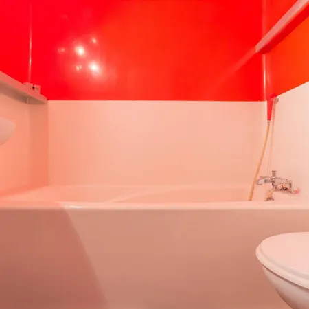 Varet Apartment *