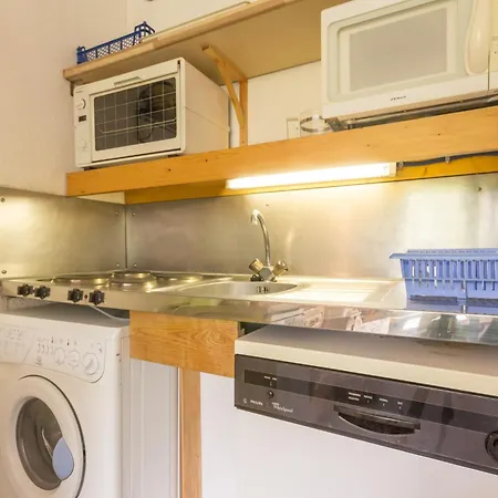Varet Apartment *